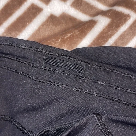 Lulu lemon leggings - Picture 7 of 11